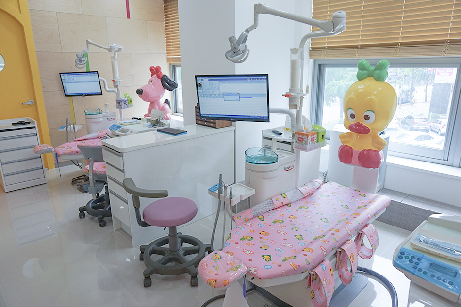 아이사랑치과 내부 인테리어-2